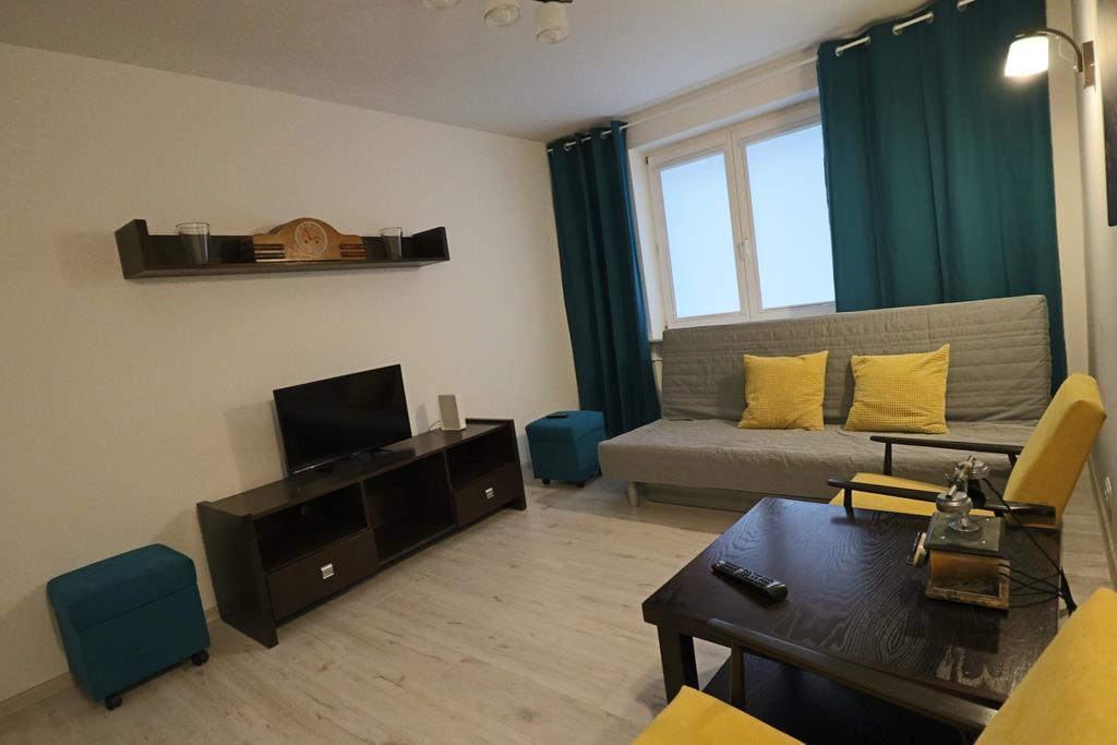 Apartment Mona Warsaw Przy Stacji Metra Exterior photo